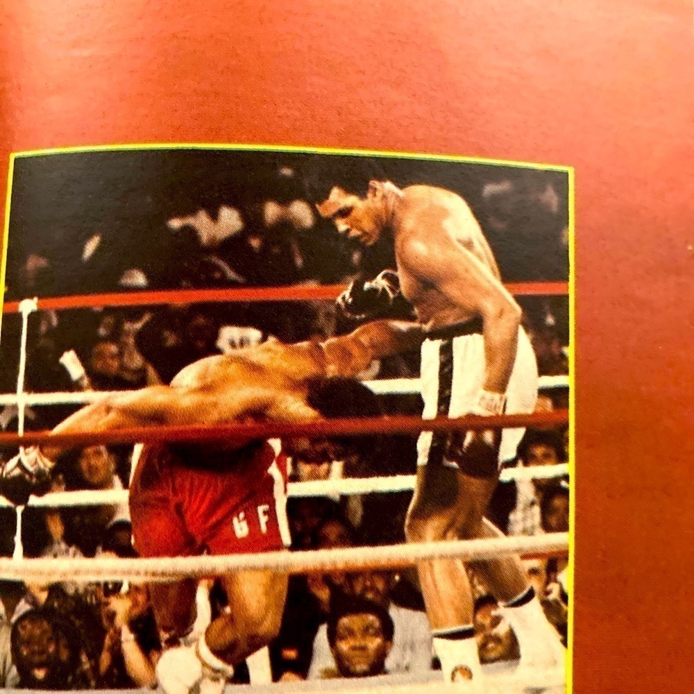 Collectable Sports Illustrated December 15, 1975 featuring George Forema… - Picture 3 of 3